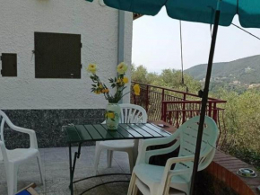 Holiday Home in Manoglia with Fireplace Garden Heating, Moneglia